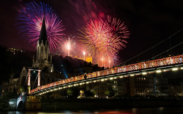 architecture_sky_bridge_night_city_river_1174977_pxhere_reduced.jpg